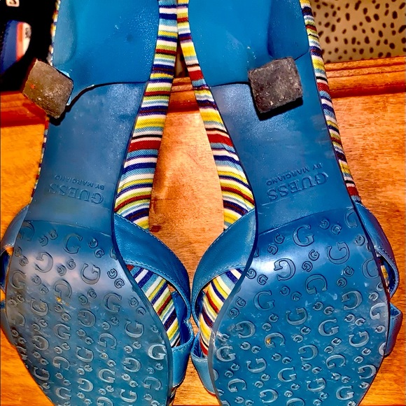 Women’s GUESS HEELS open toed sandals - Picture 4 of 4